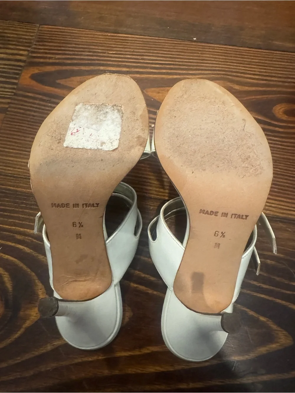 Women’s Michael Kors White Leather Beverly Buckled Mid Heel Sandals Size 6 1/2